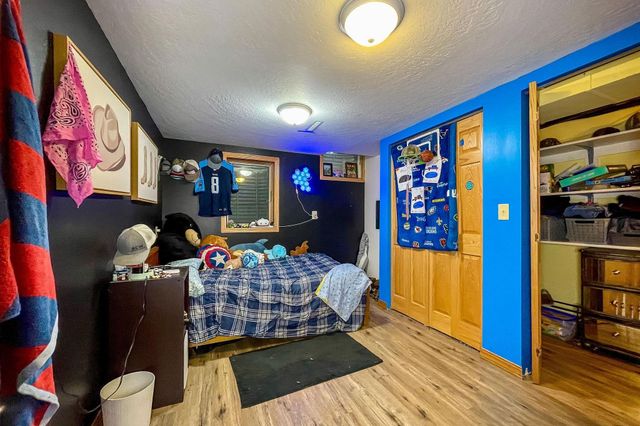 2513 W Central Ave, Minot, ND 58703