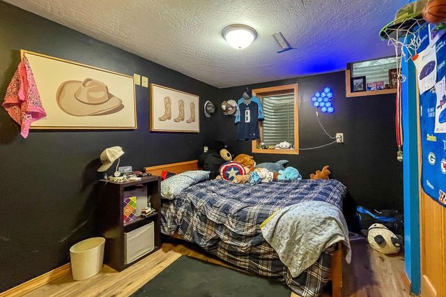 2513 W Central Ave, Minot, ND 58703