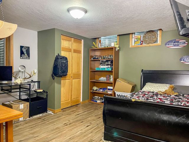 2513 W Central Ave, Minot, ND 58703