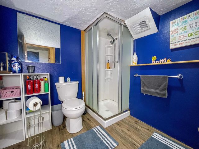 2513 W Central Ave, Minot, ND 58703