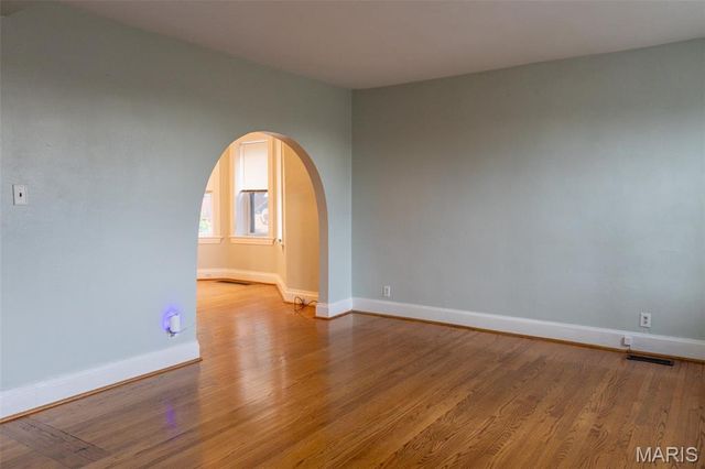 3216 S Big Bend Boulevard, St Louis, MO 63143