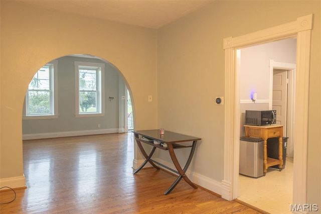 3216 S Big Bend Boulevard, St Louis, MO 63143