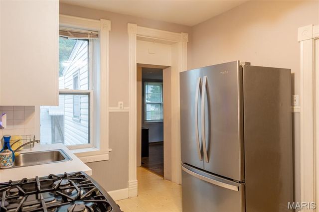 3216 S Big Bend Boulevard, St Louis, MO 63143