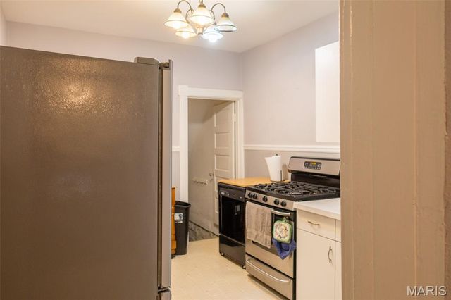 3216 S Big Bend Boulevard, St Louis, MO 63143