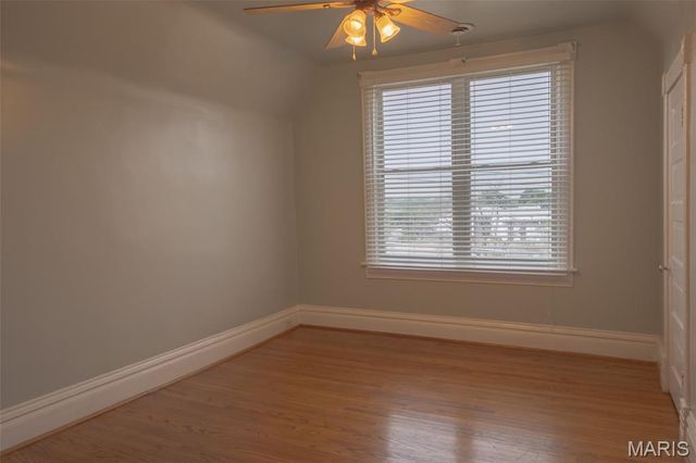 3216 S Big Bend Boulevard, St Louis, MO 63143