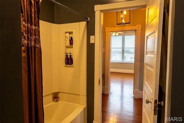3216 S Big Bend Boulevard, St Louis, MO 63143