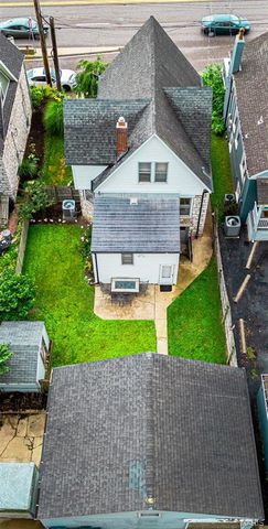 3216 S Big Bend Boulevard, St Louis, MO 63143