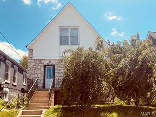 3216 S Big Bend Boulevard, St Louis, MO 63143