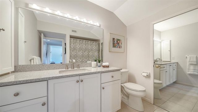 3131 HEATHERWOOD LANE, Sarasota, FL 34235