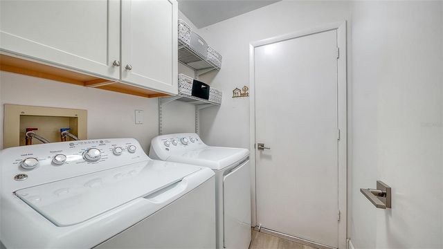 3131 HEATHERWOOD LANE, Sarasota, FL 34235