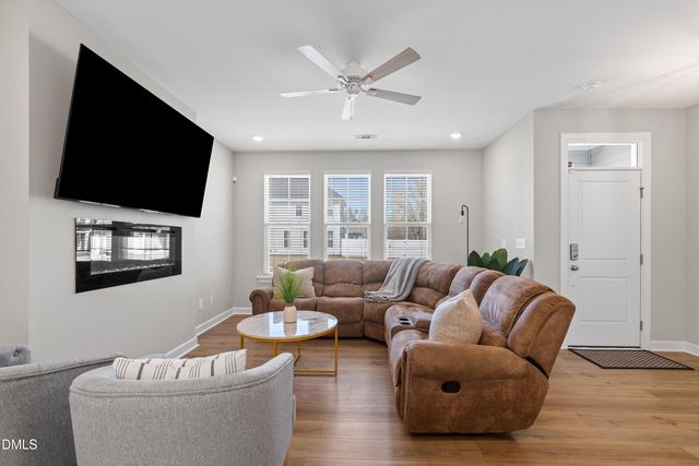 177 Buckhorn Branch Park, Clayton, NC 27520