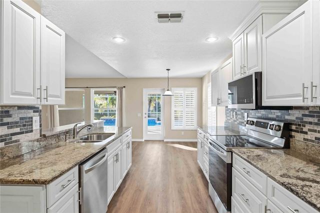 4012 KINGSFIELD DRIVE, Parrish, FL 34219