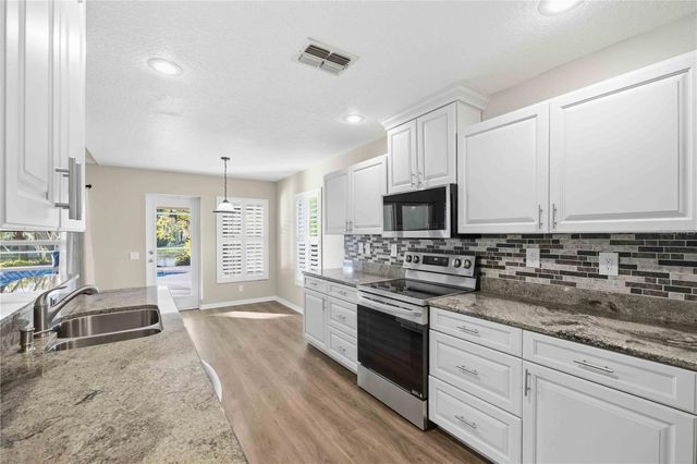 4012 KINGSFIELD DRIVE, Parrish, FL 34219