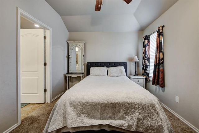 2302 W Bradford Circle, Newcastle, OK 73065