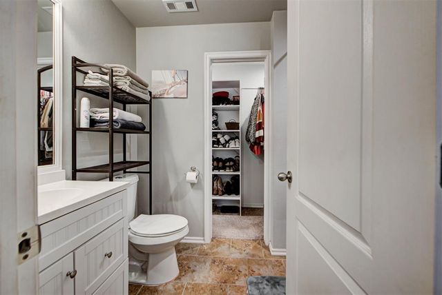 2302 W Bradford Circle, Newcastle, OK 73065