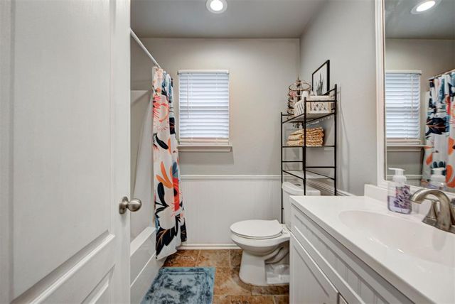 2302 W Bradford Circle, Newcastle, OK 73065
