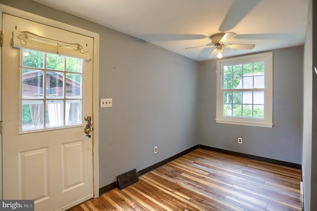 2036 OLD WELSH RD, Abington, PA 19001