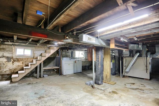 2036 OLD WELSH RD, Abington, PA 19001