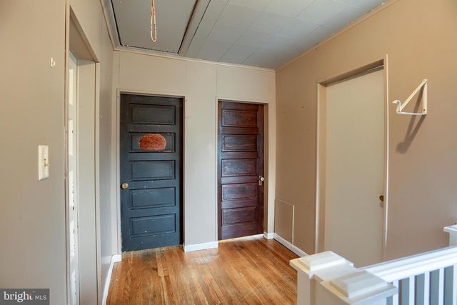 2036 OLD WELSH RD, Abington, PA 19001