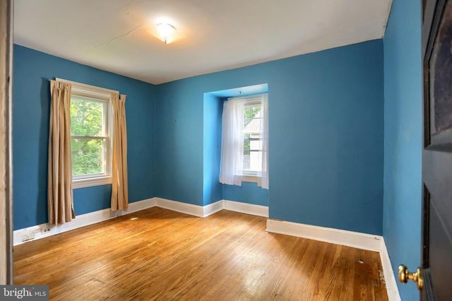 2036 OLD WELSH RD, Abington, PA 19001