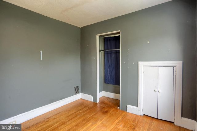2036 OLD WELSH RD, Abington, PA 19001