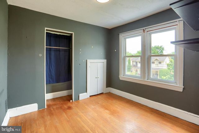 2036 OLD WELSH RD, Abington, PA 19001