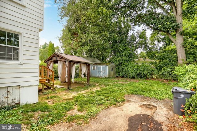 2036 OLD WELSH RD, Abington, PA 19001