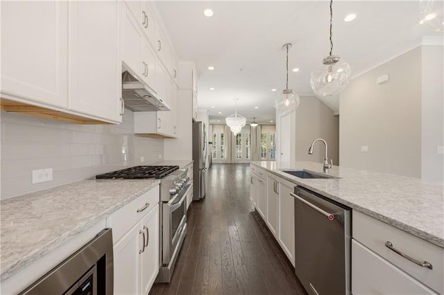 170 Cole Street NE 3, Marietta, GA 30060