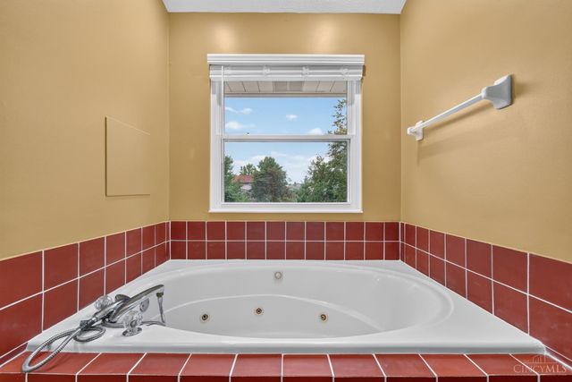 3839 Winter Hill Drive, Fairfield Twp, OH 45011