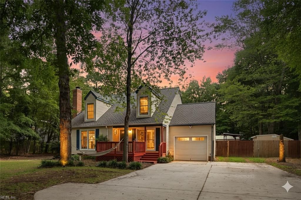 7107 Lord Carrington DR, Gloucester, VA 23061