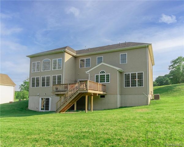 38 Melanie Lane, Hopewell Junction, NY 12533