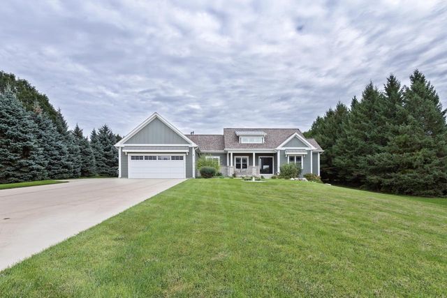 8987 371st AVENUE, Twin Lakes, WI 53181