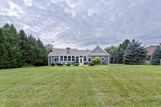 8987 371st AVENUE, Twin Lakes, WI 53181