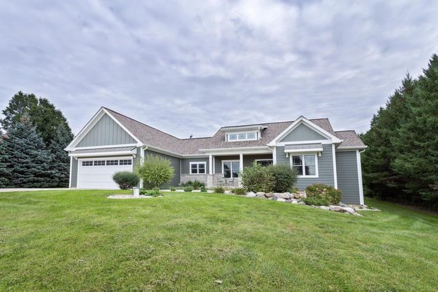 8987 371st AVENUE, Twin Lakes, WI 53181