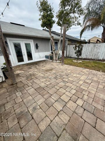 636 AQUATIC Drive, Atlantic Beach, FL 32233