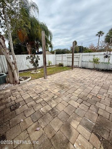 636 AQUATIC Drive, Atlantic Beach, FL 32233