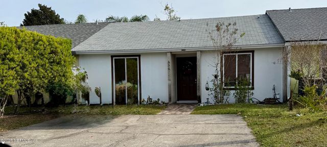 636 AQUATIC Drive, Atlantic Beach, FL 32233
