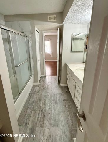 636 AQUATIC Drive, Atlantic Beach, FL 32233