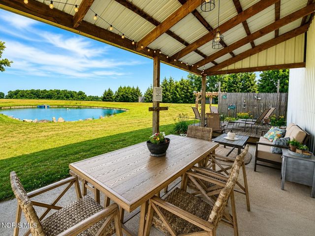11607 County Road 4, Swanton, OH 43558