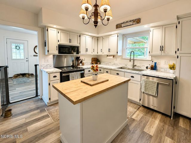 11607 County Road 4, Swanton, OH 43558