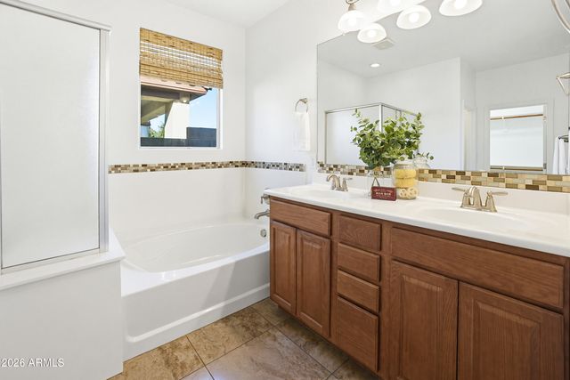 7239 N 89TH Drive, Glendale, AZ 85305