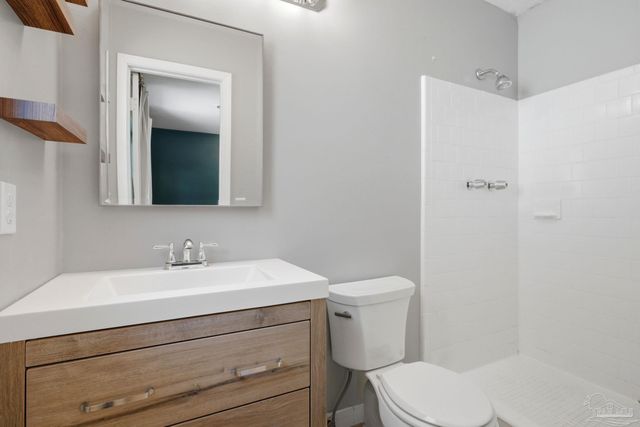 3121 Whistler Dr, Pensacola, FL 32503