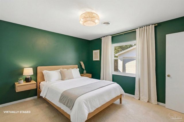 3121 Whistler Dr, Pensacola, FL 32503