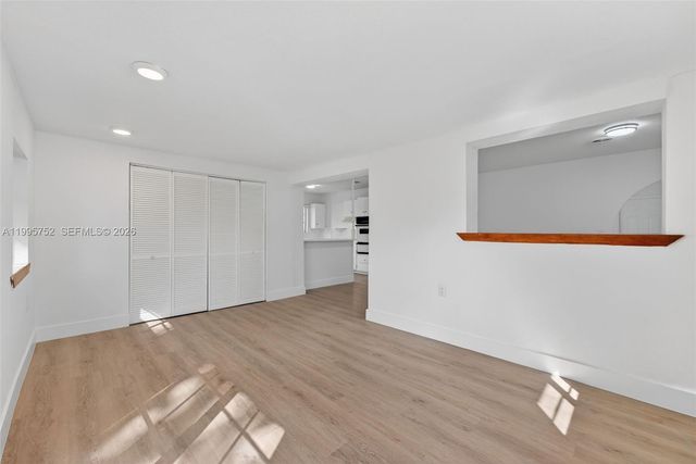 11190 SW 57th Street, Miami, FL 33173