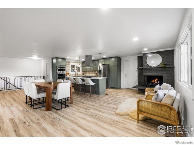 7120 S Sheridan Court, Littleton, CO 80128