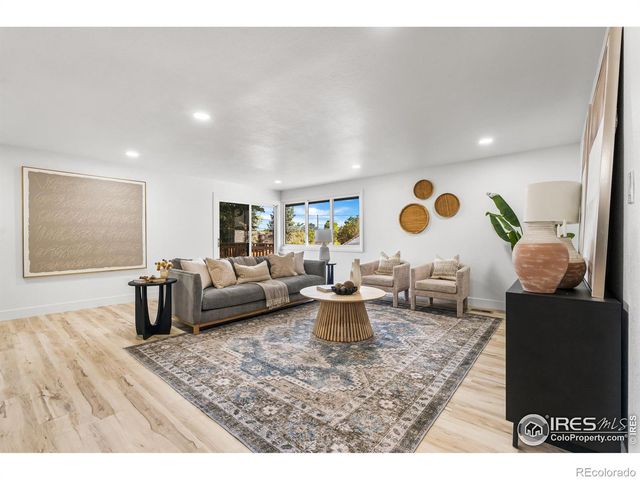 7120 S Sheridan Court, Littleton, CO 80128