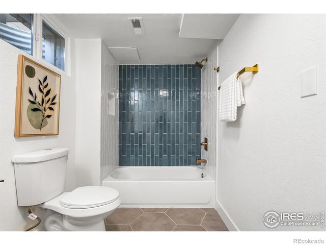 7120 S Sheridan Court, Littleton, CO 80128