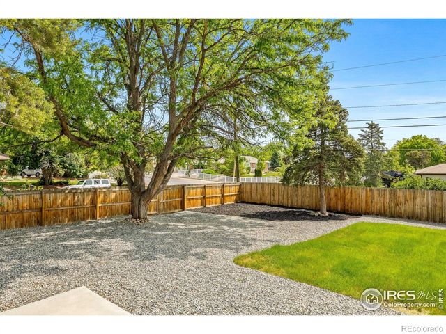 7120 S Sheridan Court, Littleton, CO 80128
