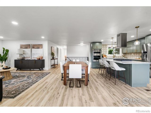7120 S Sheridan Court, Littleton, CO 80128