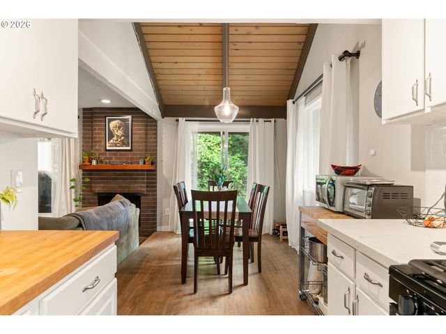 5412 Nw BURNING TREE Ct, Portland, OR 97229